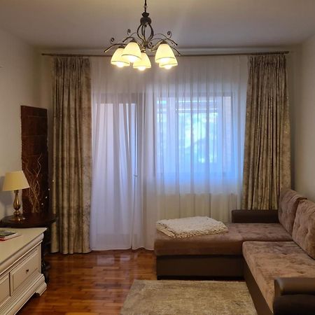 Apartament Bogdan 구라후모룰루이 외부 사진